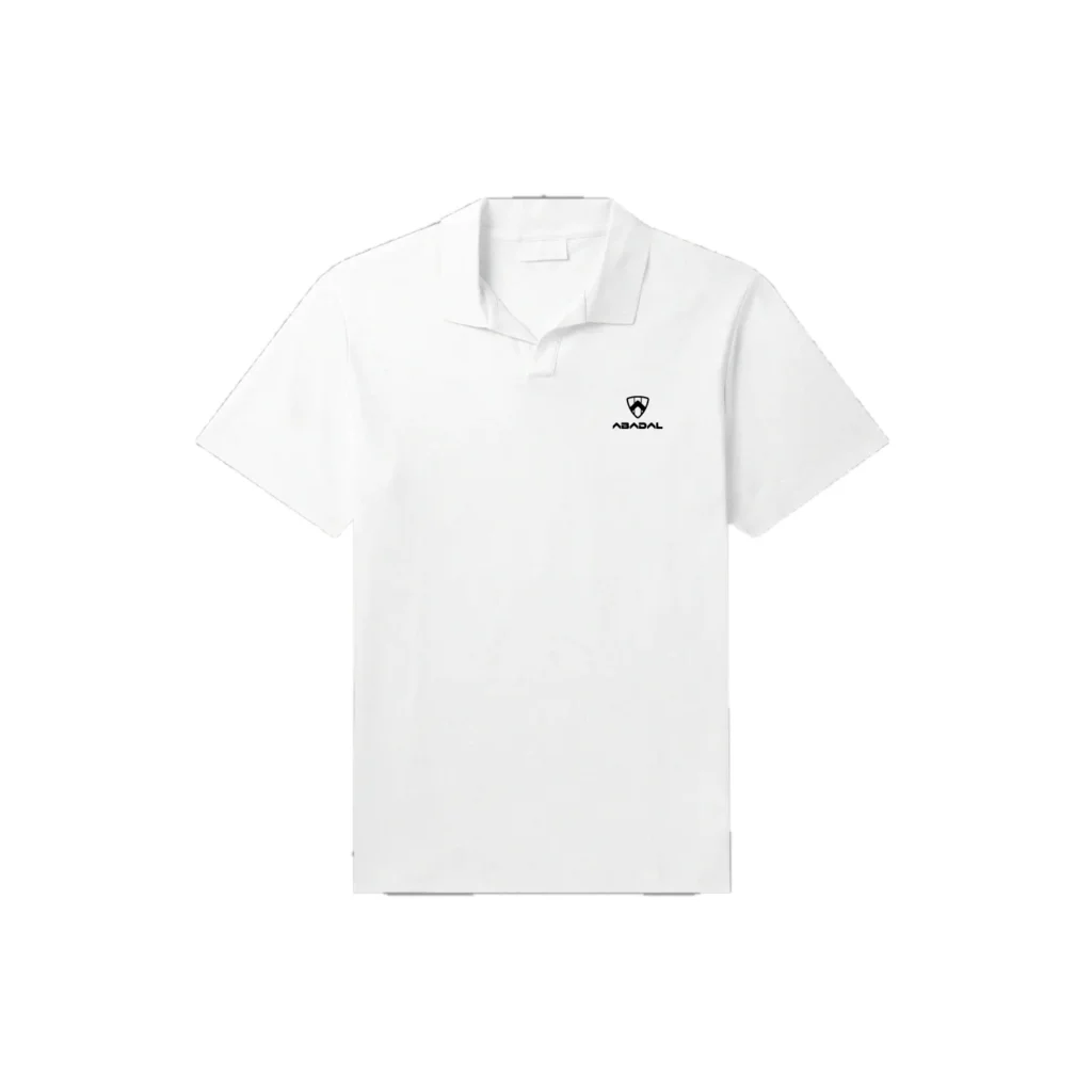Polo blanco Abadal con escudo bordado en negro